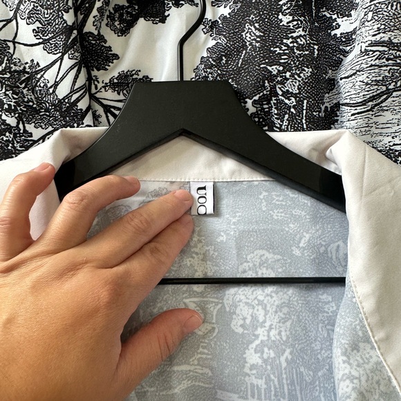 Chic Monochrome Women's Robe - Picture 10 of 11